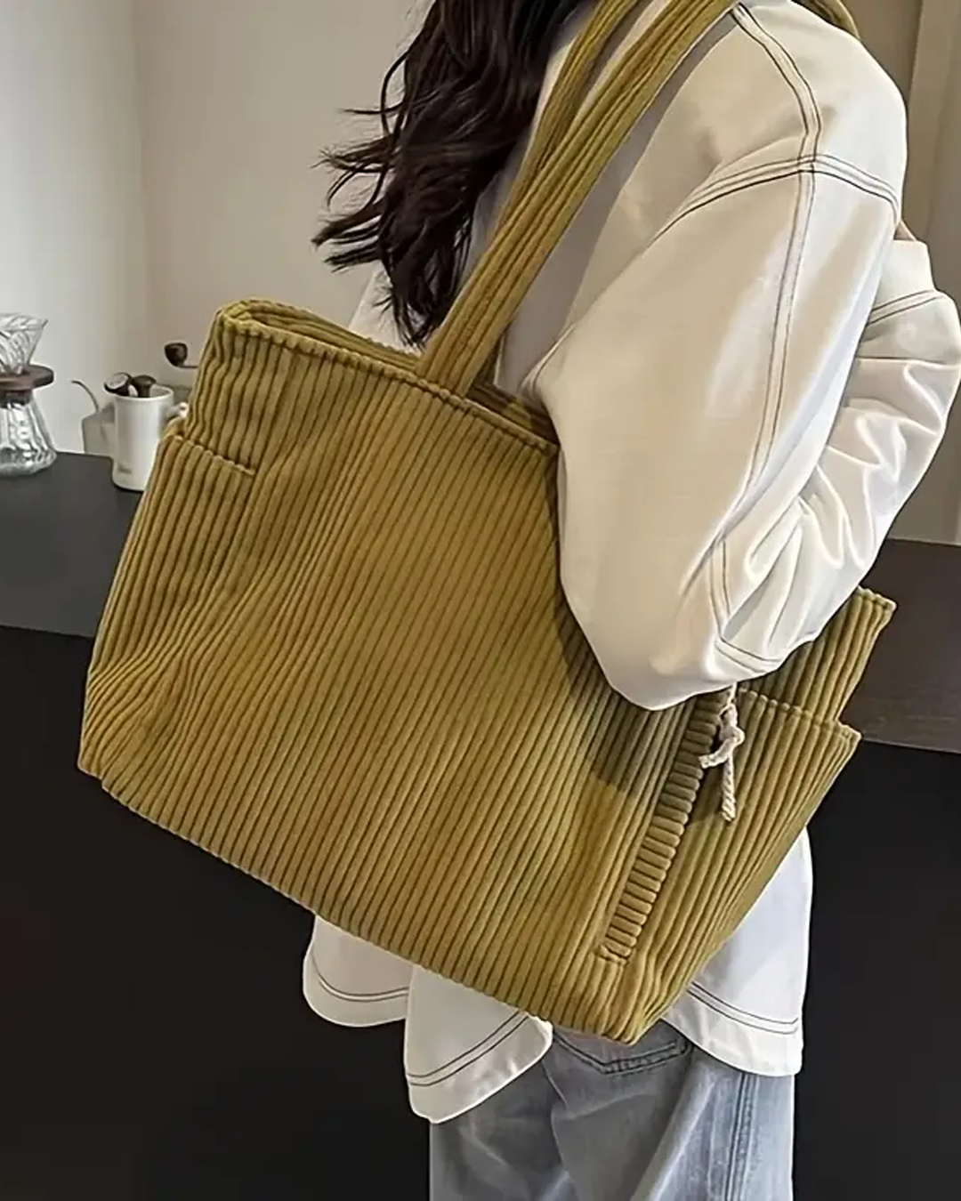 Tilda – Corduroy draagtas met koorddetail