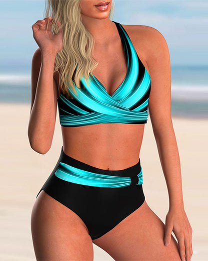 Liliana - Bikini-set met kruisuitsnede en print
