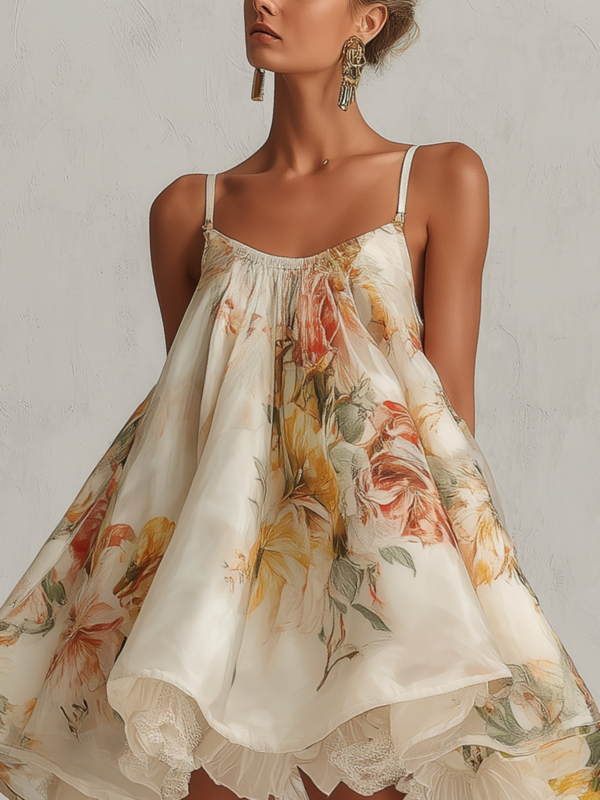 Blanche | Mini A-lijn Jurk in Beige Organza met Kantafwerking