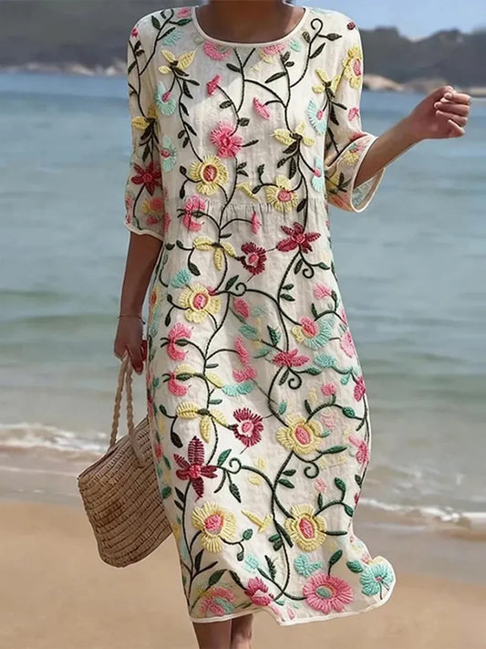 Vrouwelijke casual jurk met bloemenprint