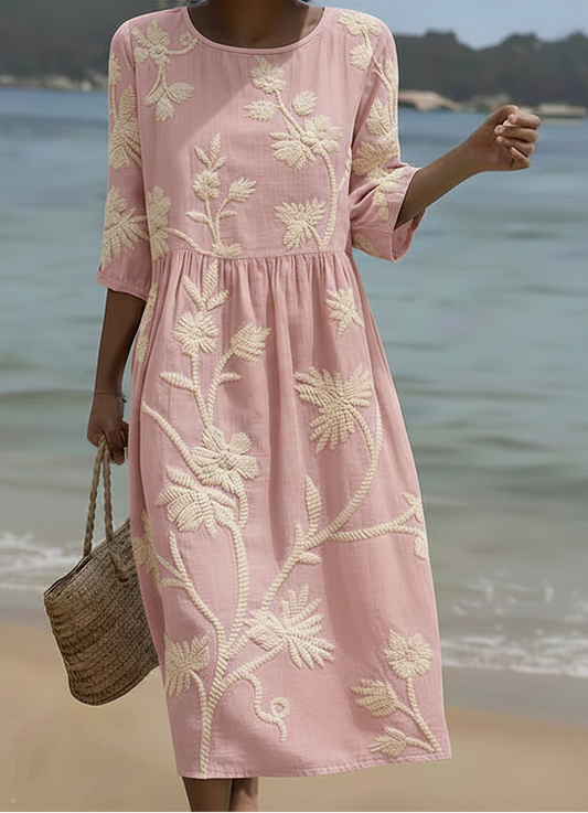Zomerse damesjurk met bloemenprint