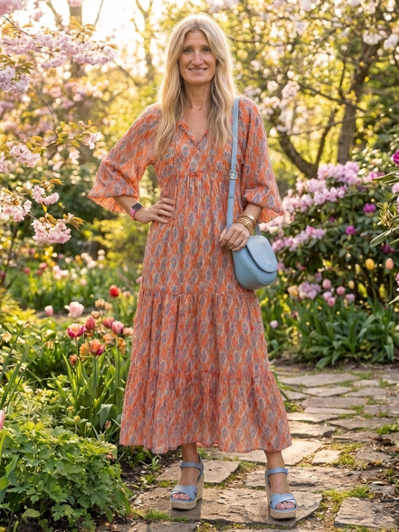 Amara | Midi jurk met V-hals en geometrisch patroon