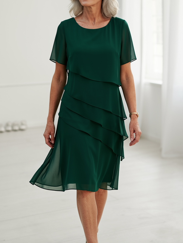 Júlia – Elegante en vloeiende jurk met ruffles