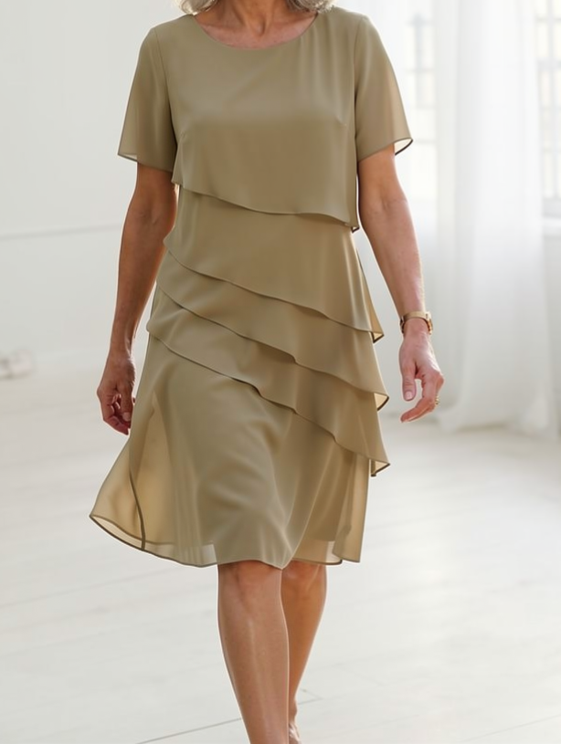 Júlia – Elegante en vloeiende jurk met ruffles