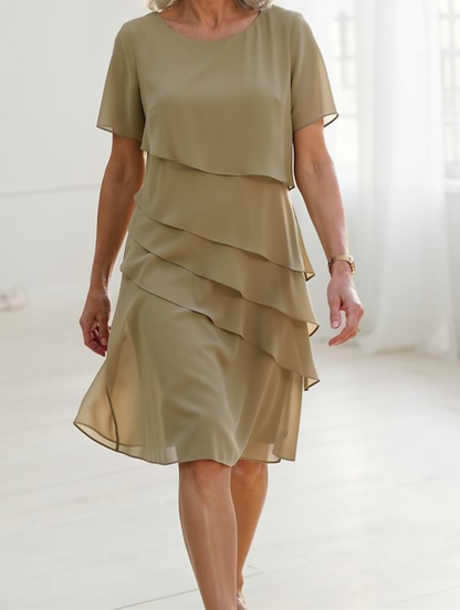 Júlia – Elegante en vloeiende jurk met ruffles