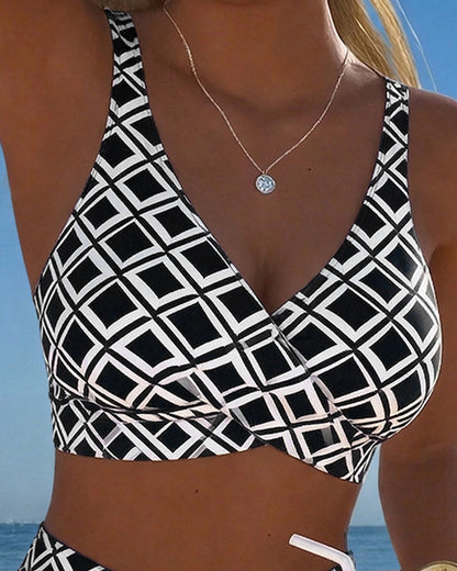 Twee-delig Bikini Met Bh-Snit En Diamantpatroon
