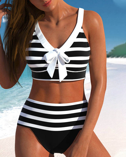 By Esmee® | Gestreepte Bikini met Hoge Taille