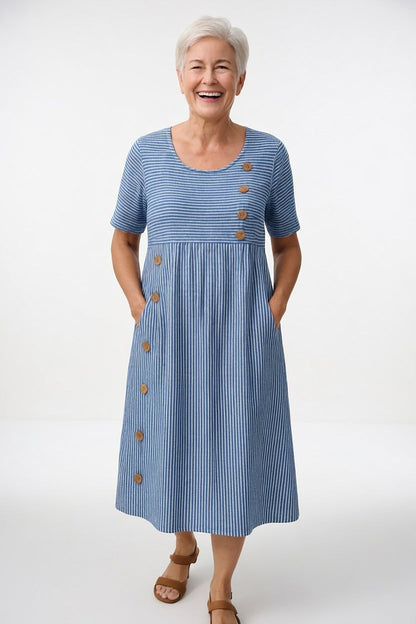Linéora™ — Vloeiende gestreepte jurk met zomerse charme