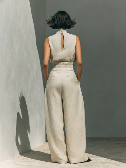 Marieta | Minimalistische set van mouwloze blouse en wijde broek