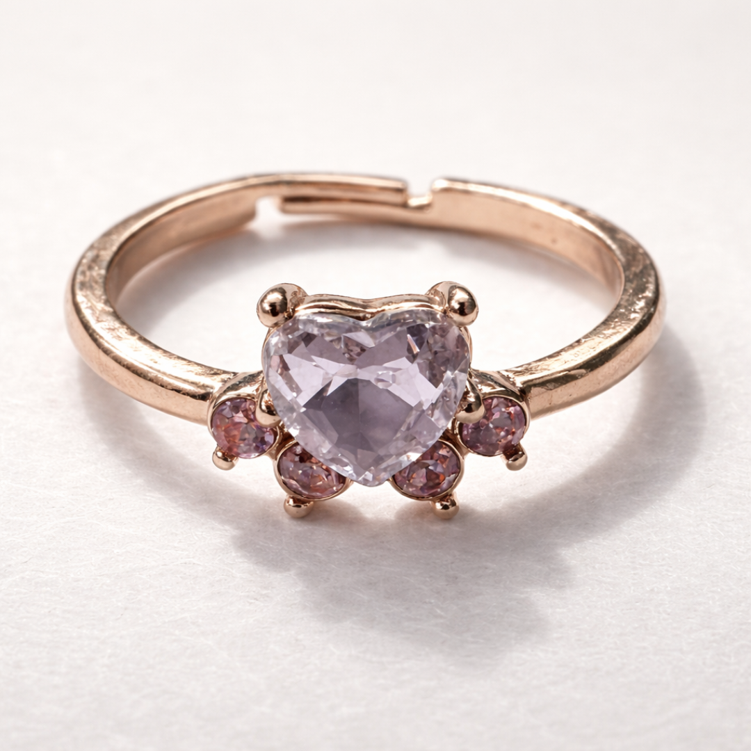 Vintage Ring van Zirkonia in Pootvorm