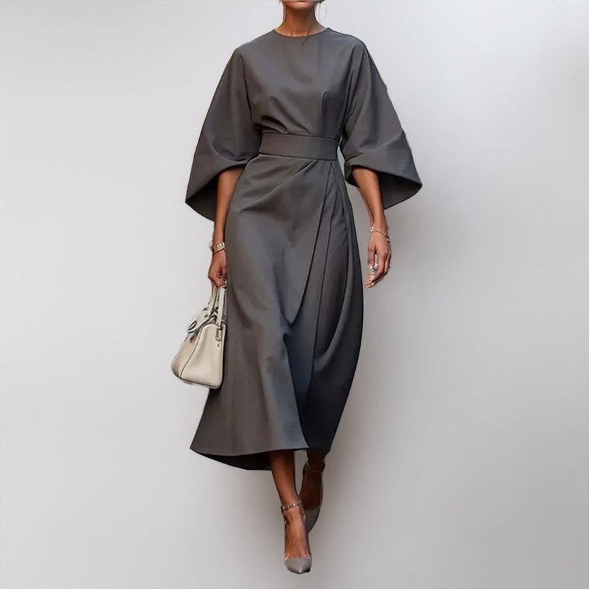 KATARZYNA | MAXI-JURK MET KIMONO-ERMEN