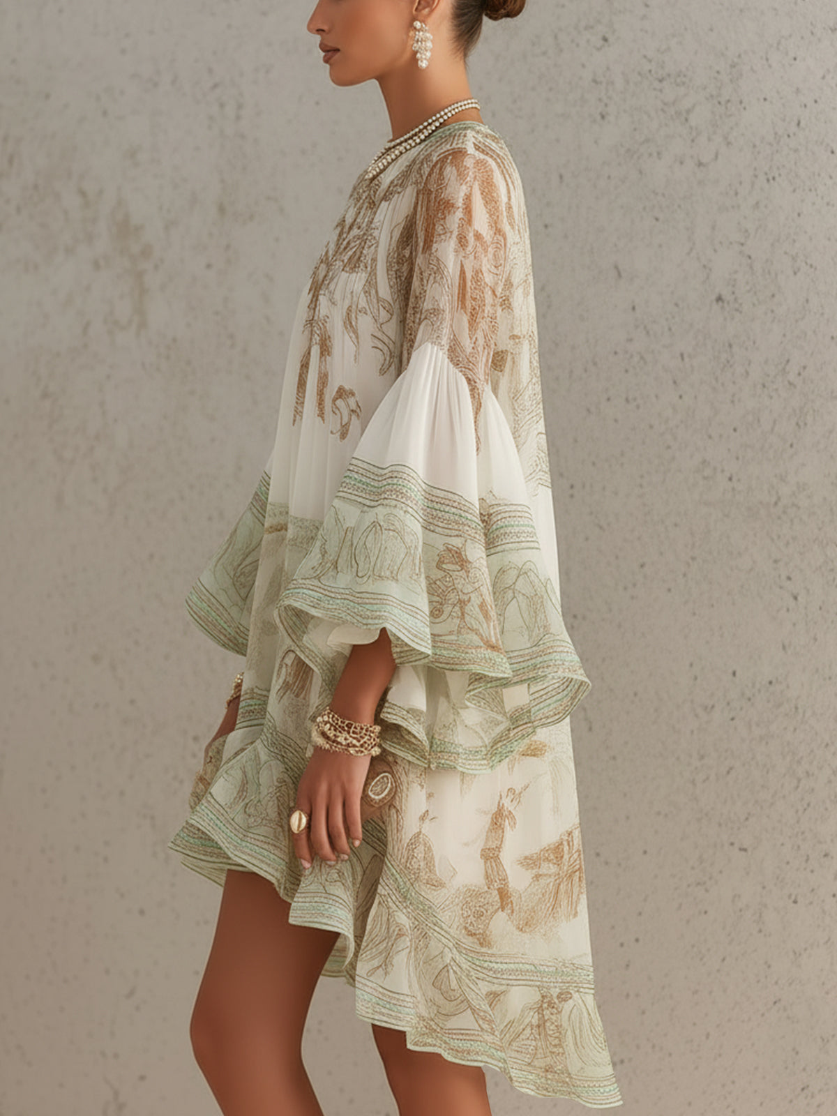 Rosalie | Mini-jurk in Mousseline met Volants en Gestreepte Groene Zoom