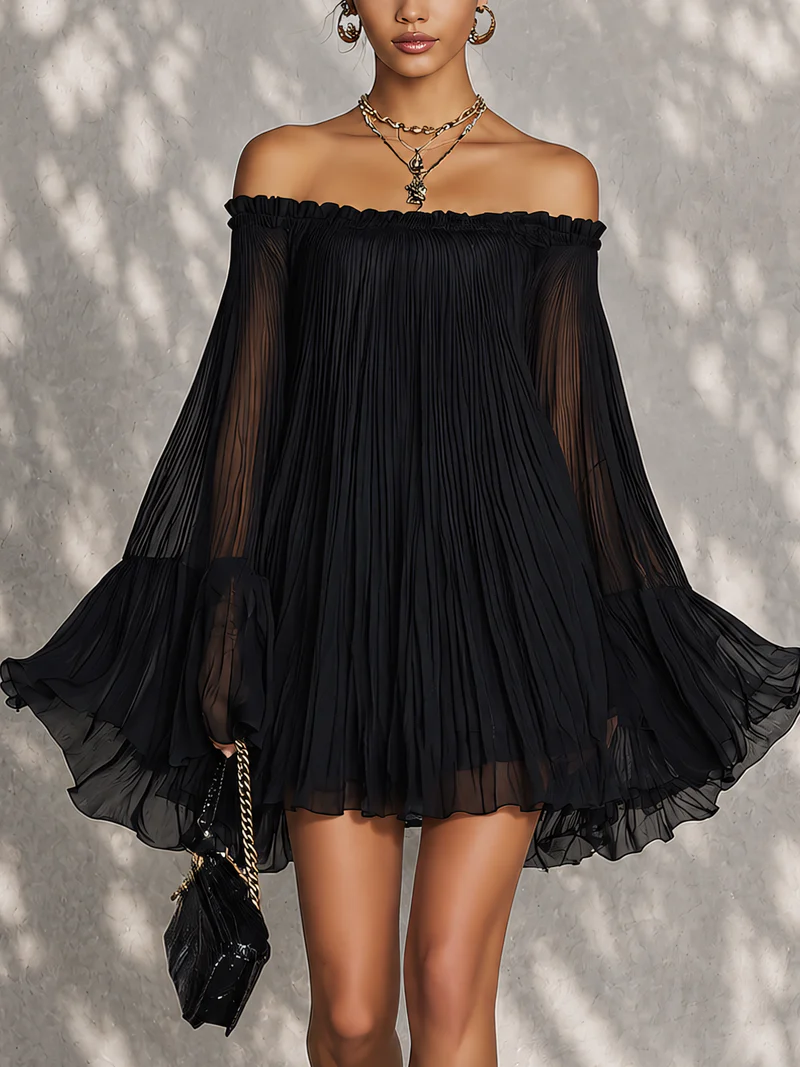 Océane | Mini Zwarte Jurk met Klokmouwen en Off-Shoulder Rimpelingen