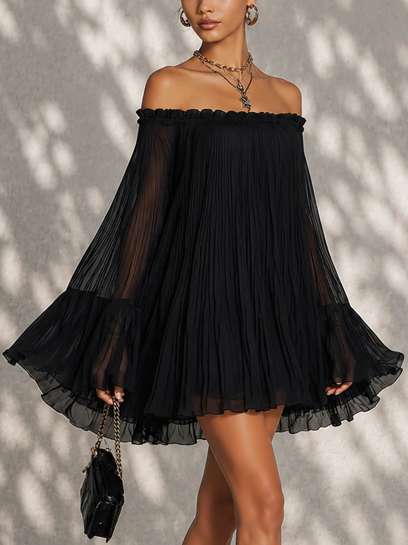 Océane | Mini Zwarte Jurk met Klokmouwen en Off-Shoulder Rimpelingen