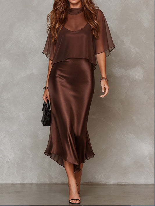Bruine Chiffon Blouse En Satijnen Midi Jurk Tweedelige Set