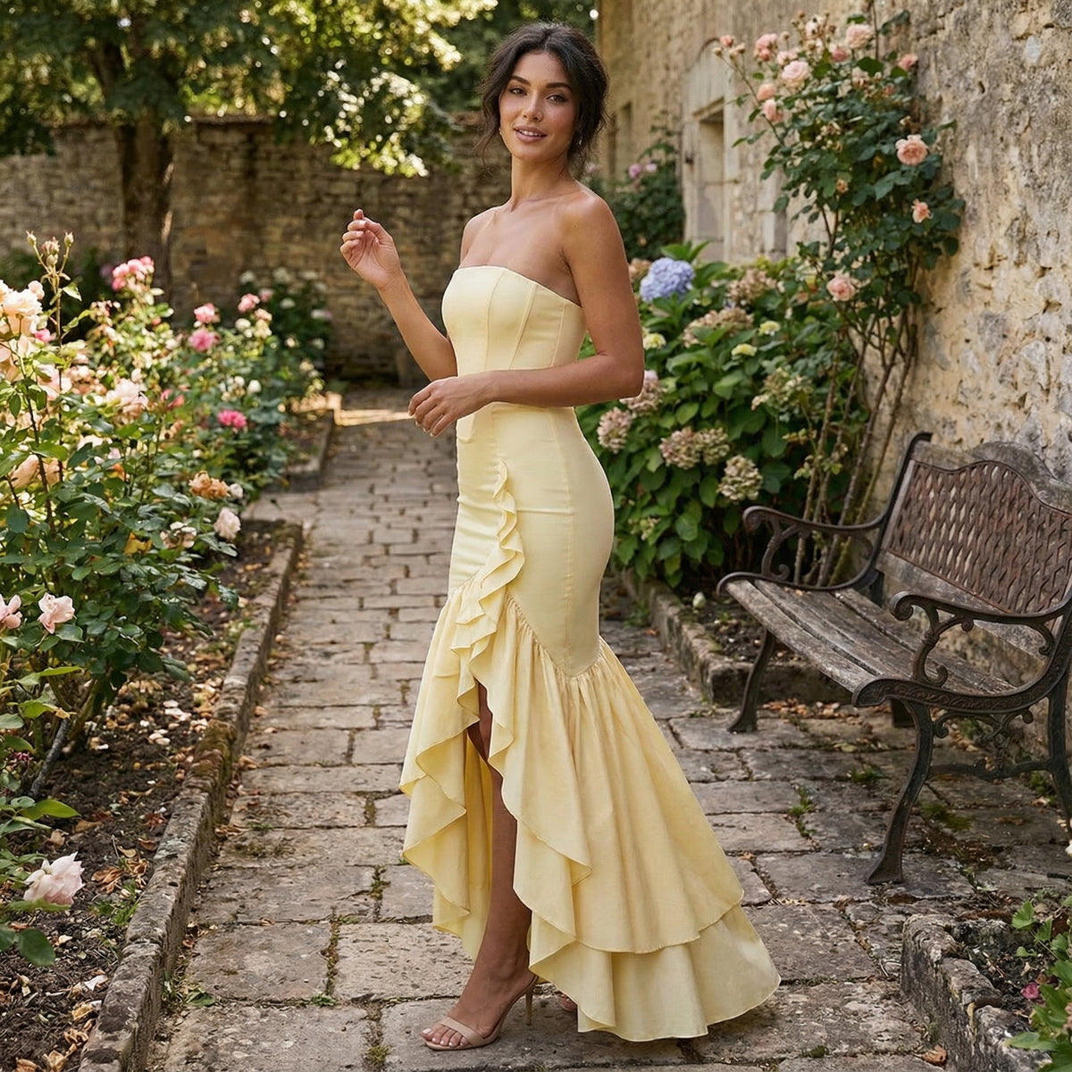 Xyrelle - Maxi jurk zonder mouwen met split en ruffles