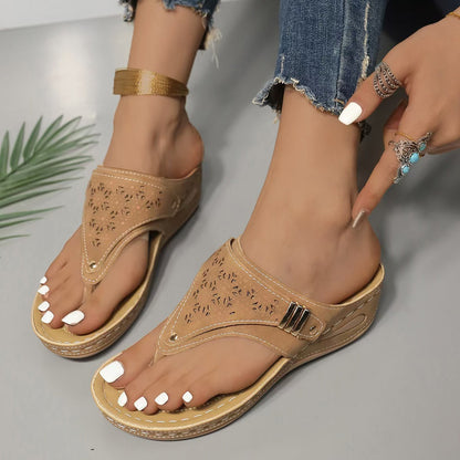 Andrea | Comfortabele en ondersteunende sleehak sandalen