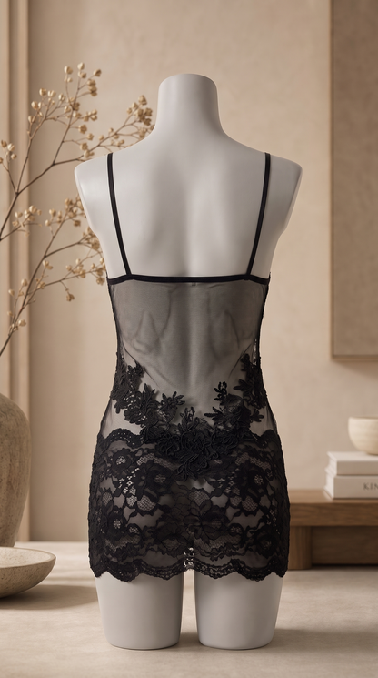 Leslie - Sexy nachthemd in effen kleur met kant