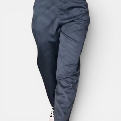 Mathilde – Elegante broek met hoge taille en streep