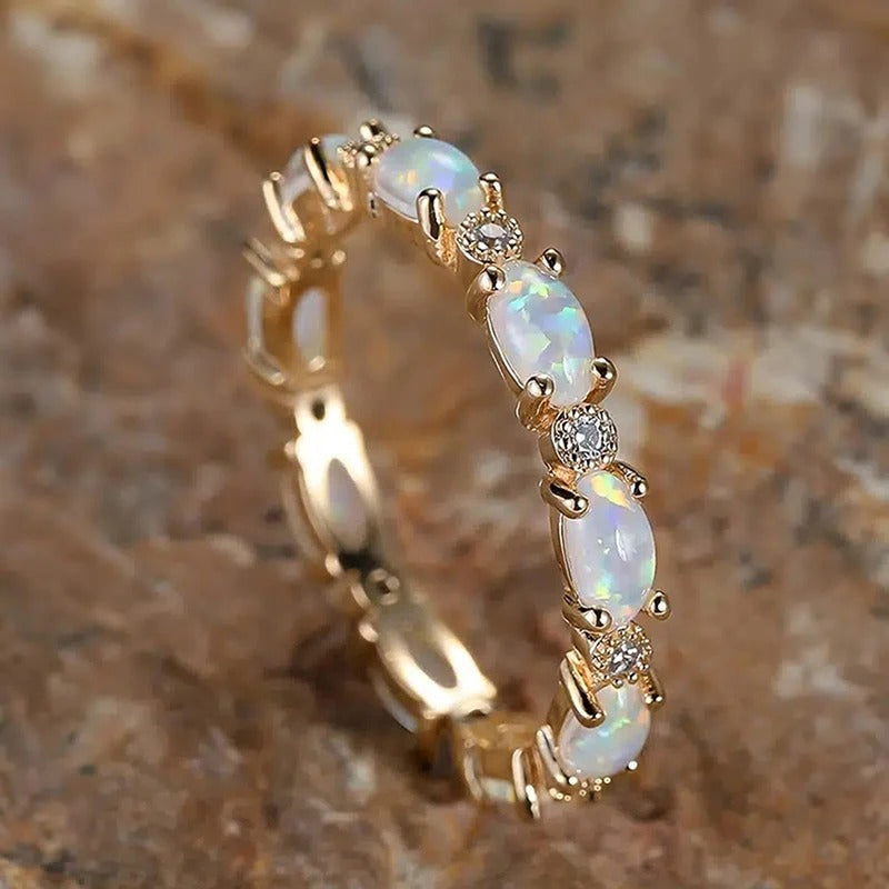 Vintage Gouden Eternity Ring met Opalen