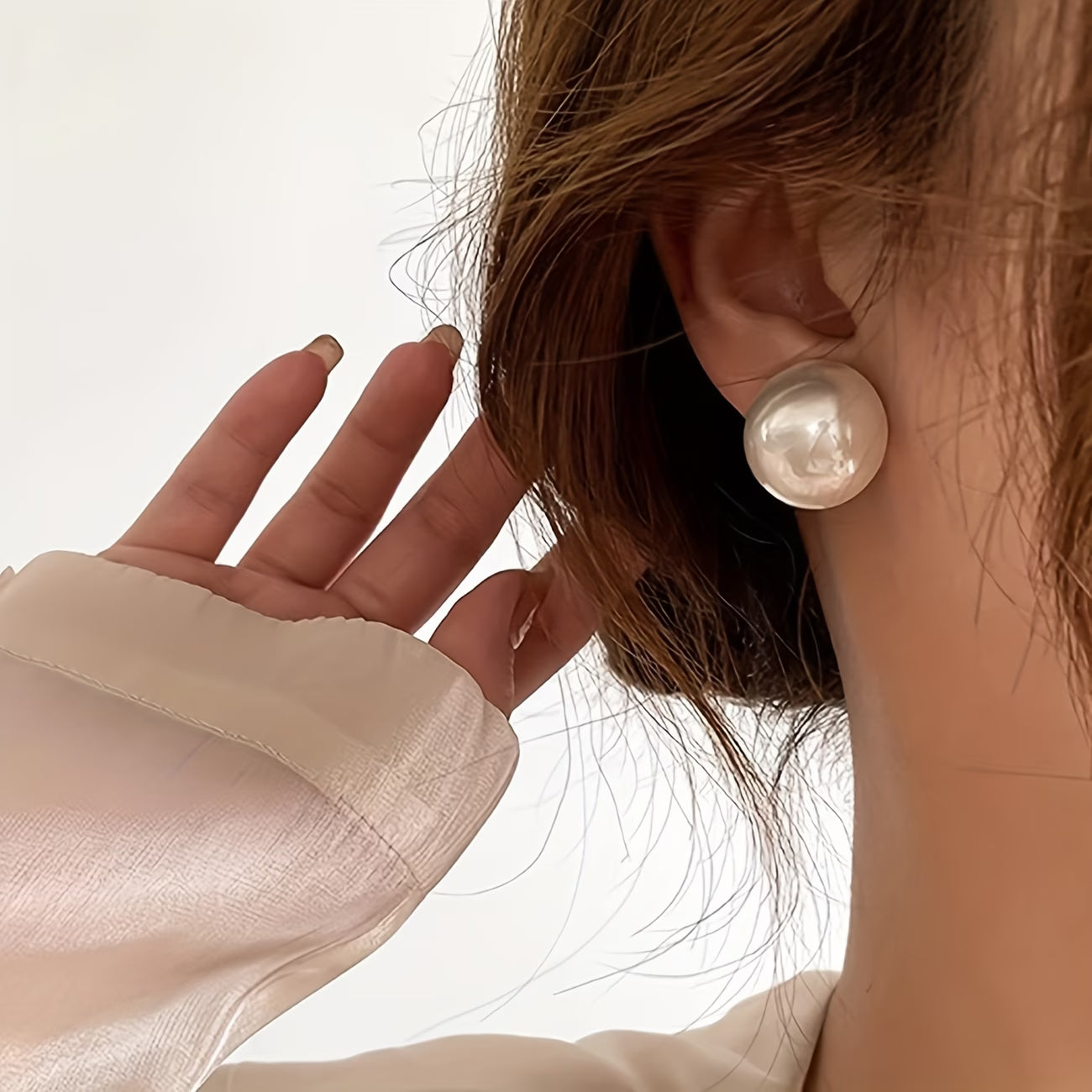 De Statement Parel Stud Oorbellen