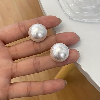 De Statement Parel Stud Oorbellen