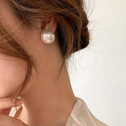 De Statement Parel Stud Oorbellen