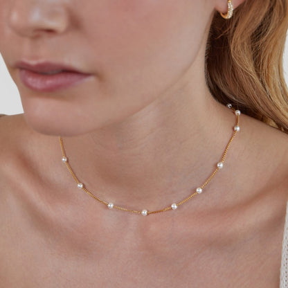 Tijdloze Pareloog Gouden Ketting